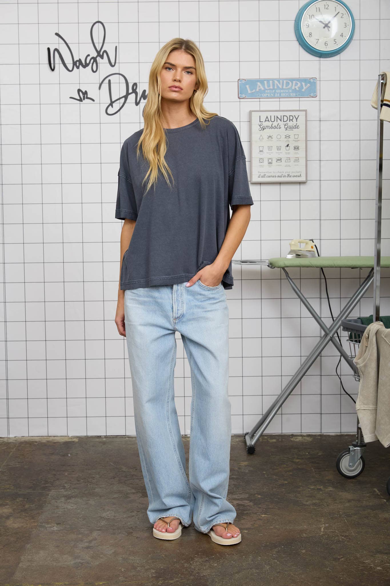 WASHED EXPOSED SEAM RELAXED KNIT T-SHIRT