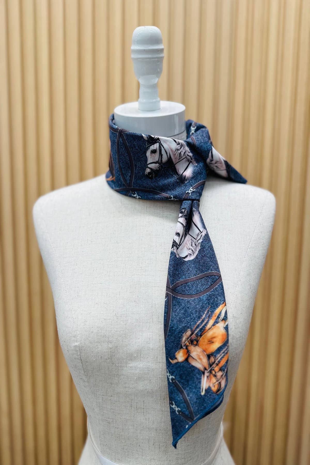 SC-5953-West Lucky Horse Symbol Print Scarf