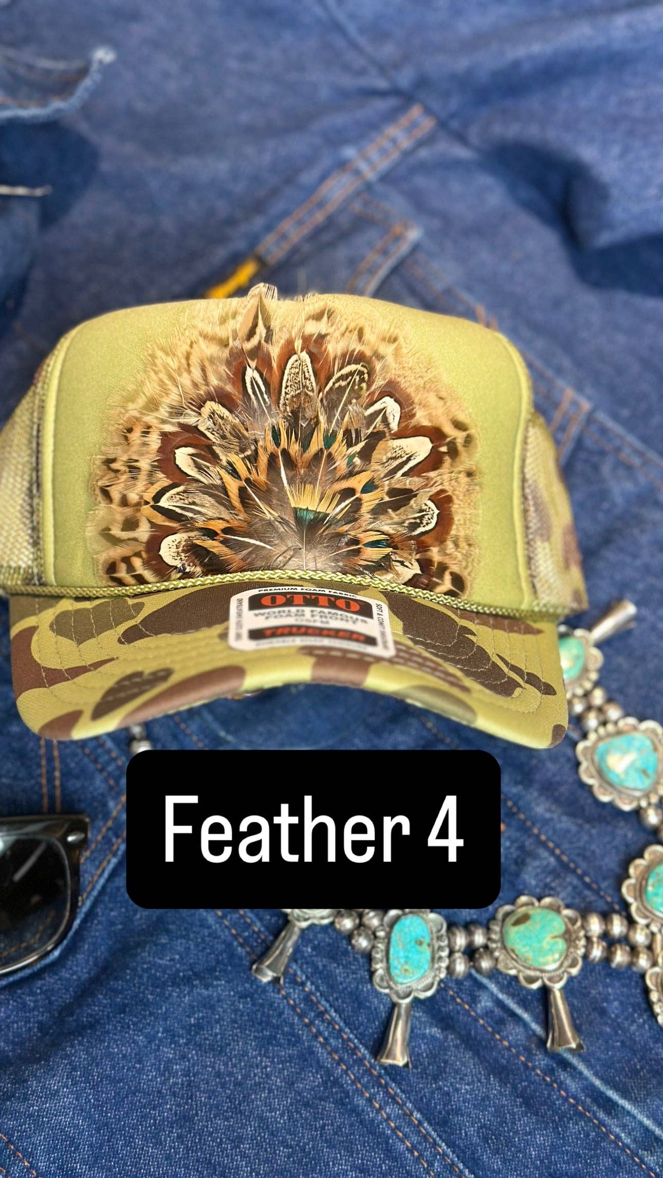 GREEN CAMO CAMOUFLAGE FEATHER TRUCKER HAT