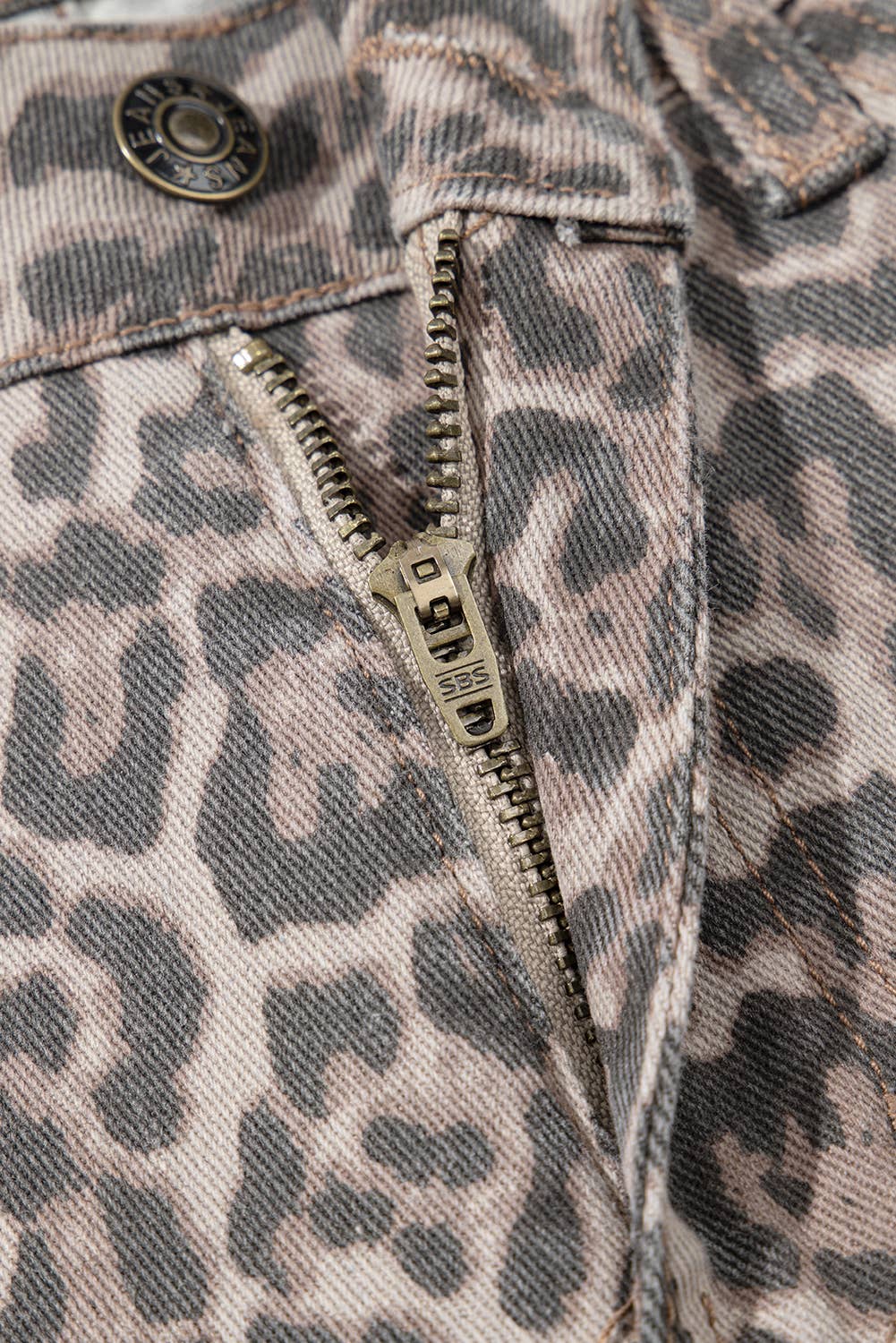 66 Western Leopard Frayed Edge Wide Leg High Waist Jeans