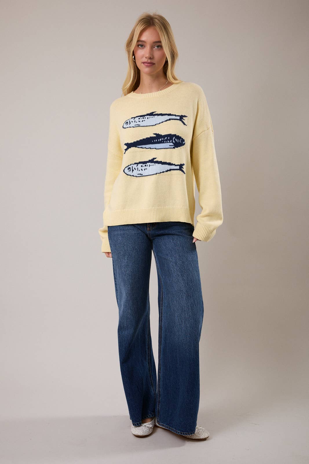 ROUND NECK 3 SARDINES SWEATER TOP