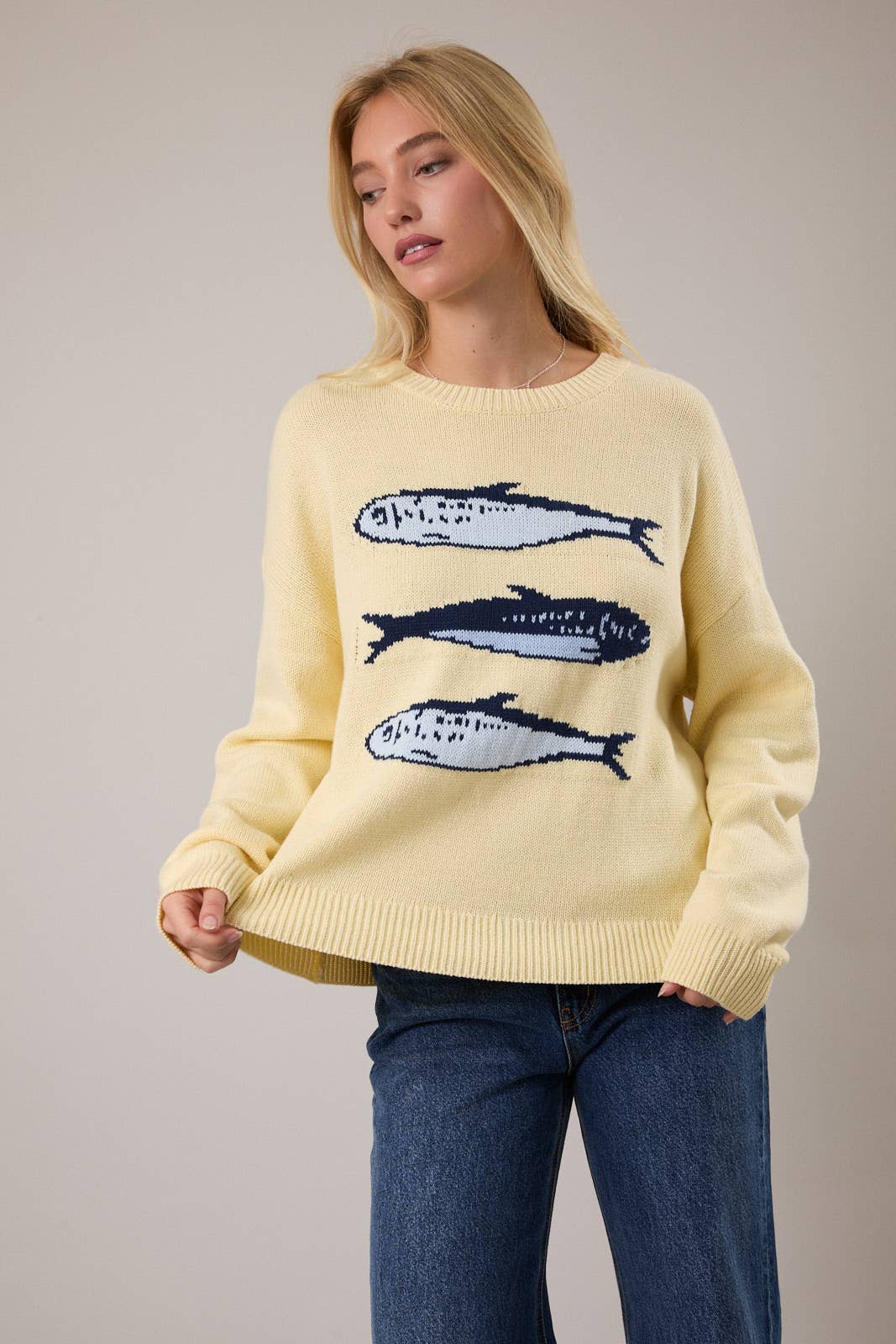 ROUND NECK 3 SARDINES SWEATER TOP