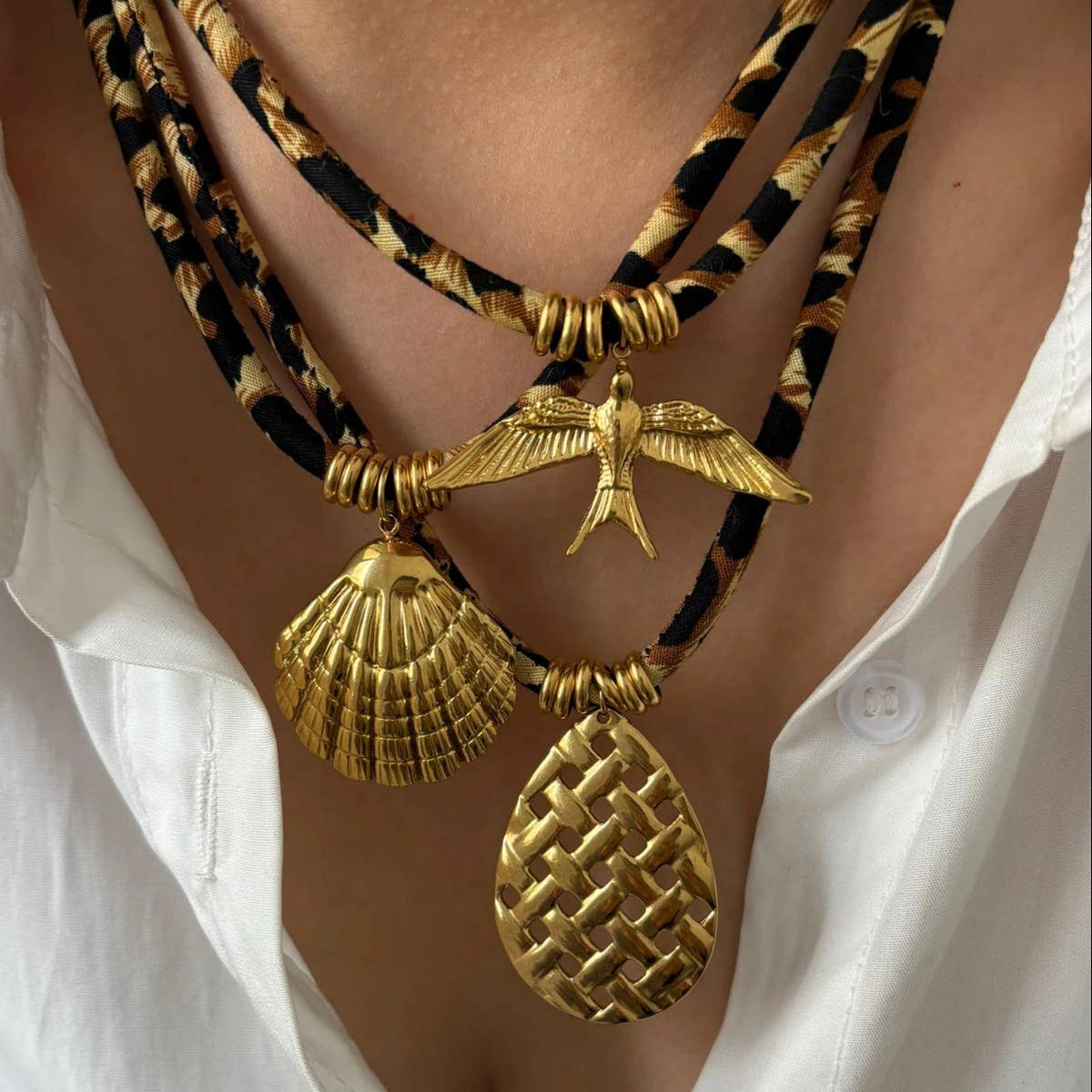 Leopard Velvet Cord Necklace – Bold Fall Statement_CWMM6954
