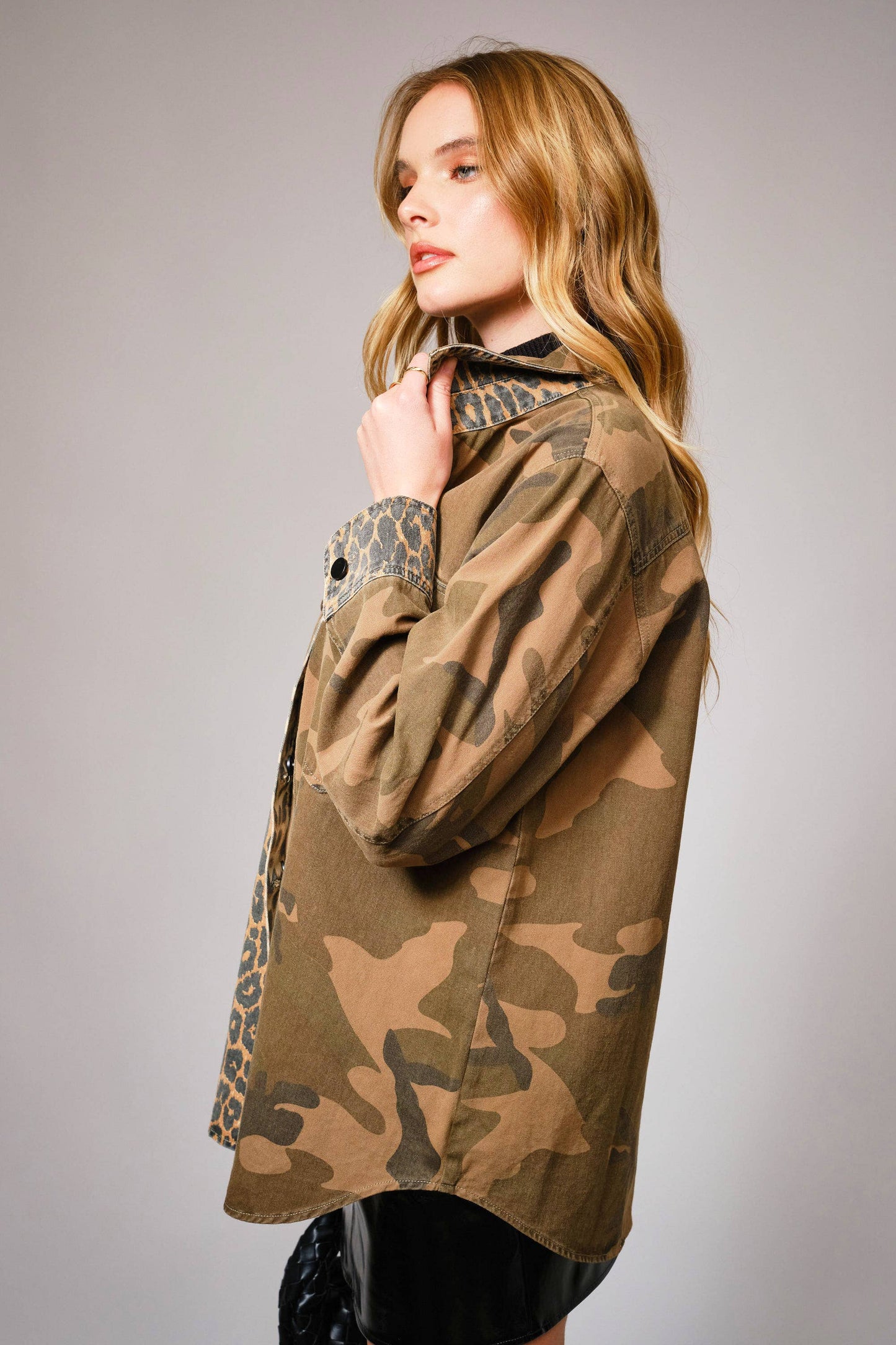 23515J - Mix Media Camo Leopard Snap Jacket