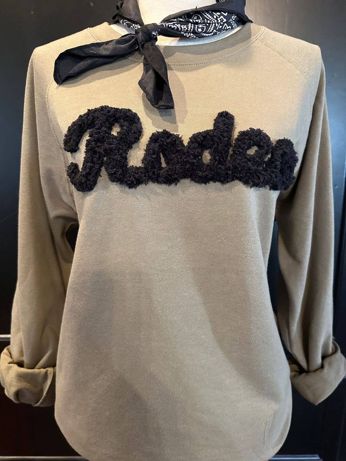 Lexie Rodeo(black) on Sand Sweatshirt / Western