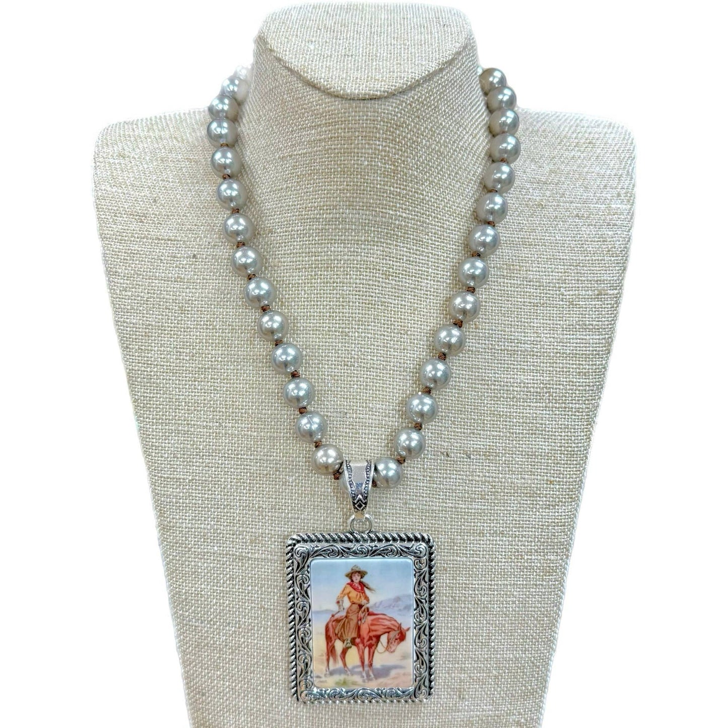 Vintage Cowgirl with Etched & Rope Edge on Faux Navajo Pearl