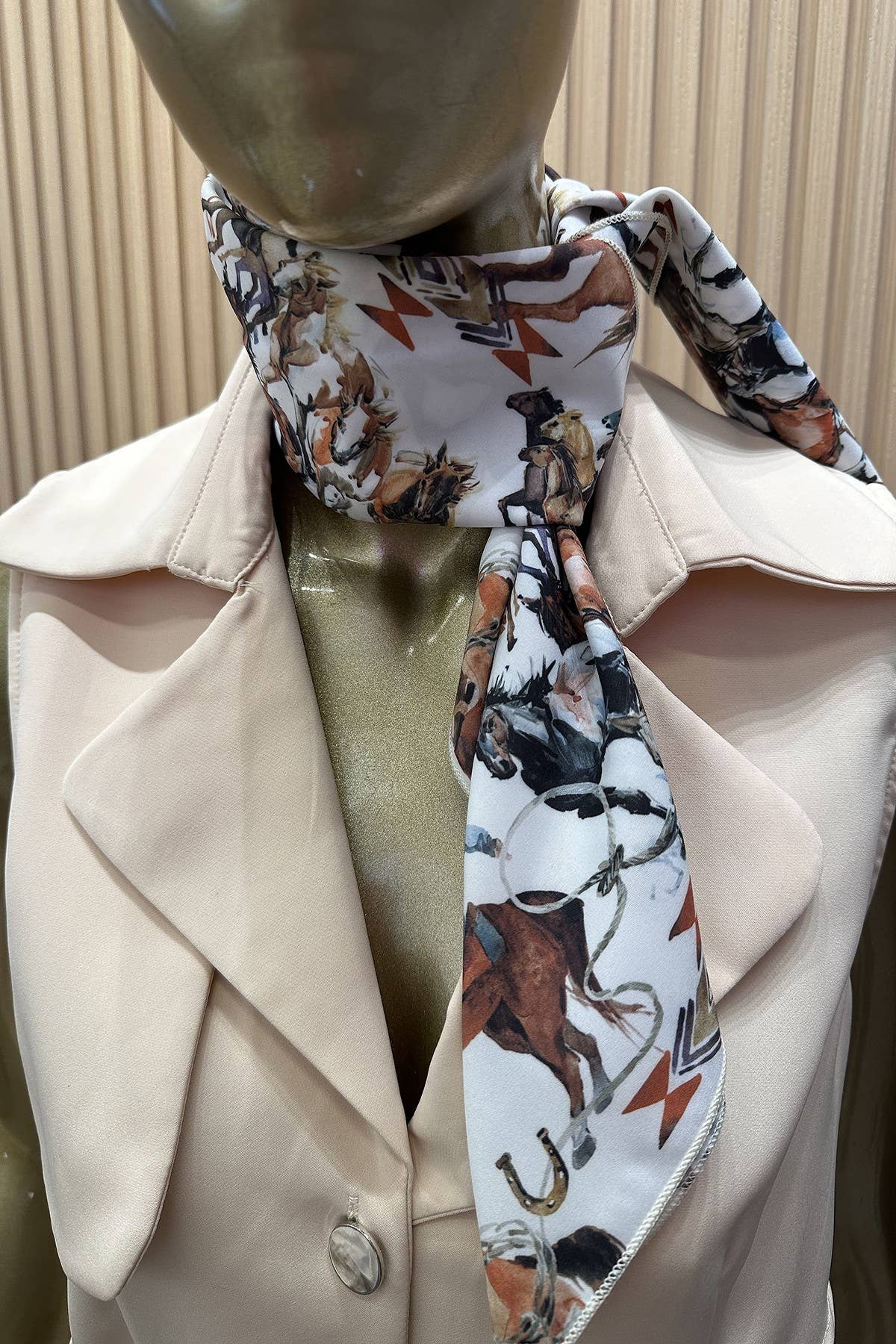 SC-5992-Classic Western Gathering Horse Print Scarf