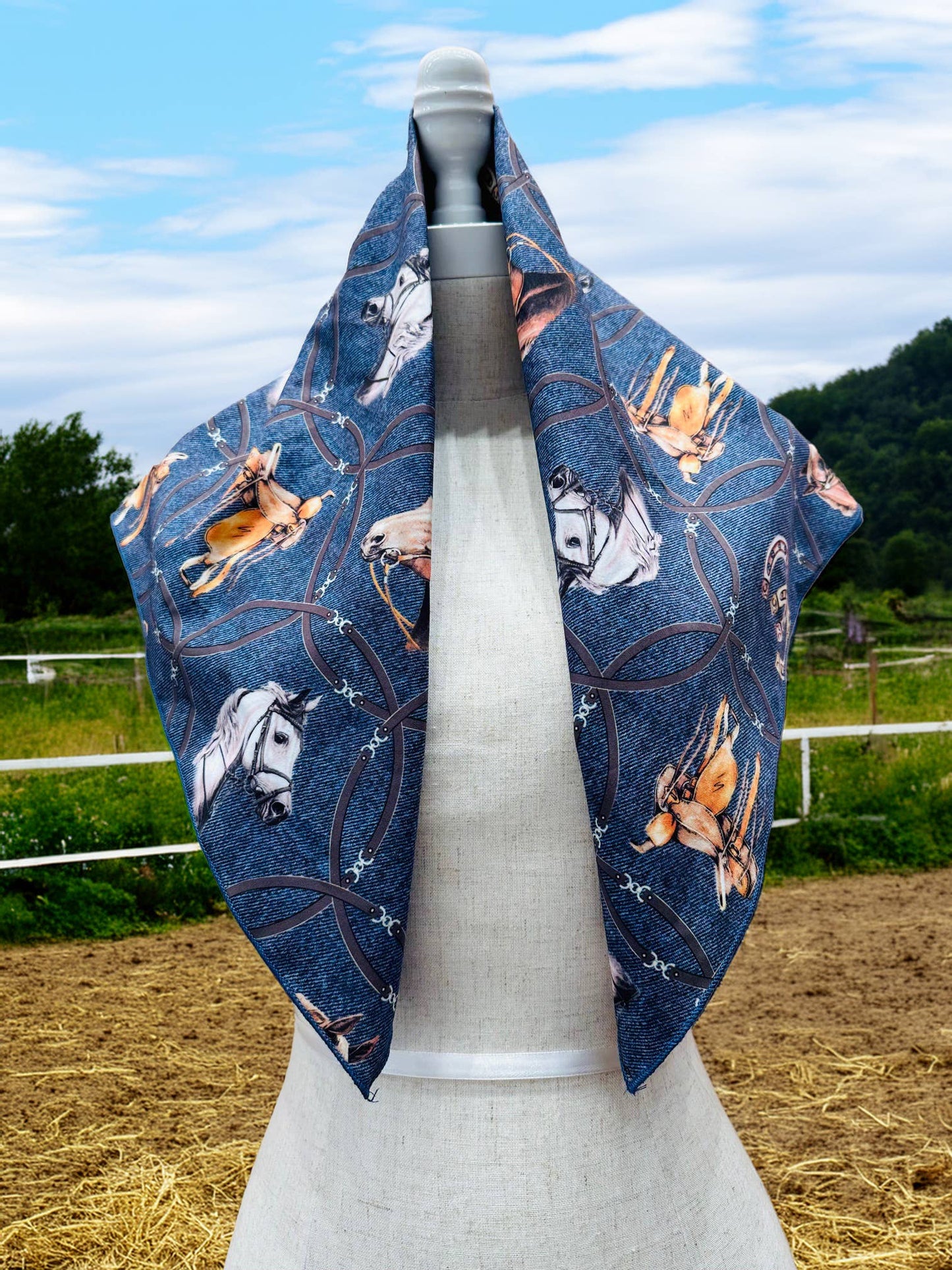 SC-5953-West Lucky Horse Symbol Print Scarf